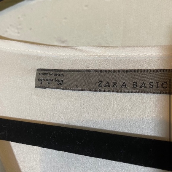 Zara Black and White Peplum Long Sleeve blouse - Picture 3 of 5